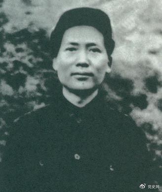 1936年12月,毛泽东就任中央革命军事委员会主席。这是1936年的毛泽东。